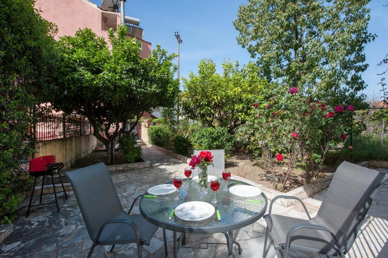 Irini Apartments And Studios 아기오스고르디오스 외부 사진